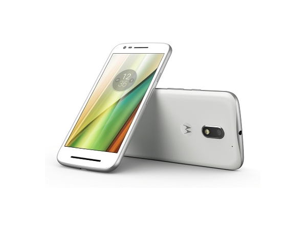 [Смартфон Motorola Moto E (3rd Gen.), 8GB White] | LenovoOnline.bg